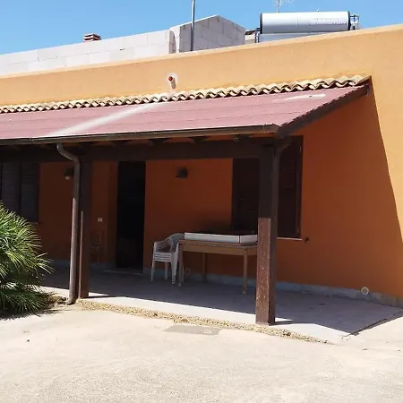 Dara 406, Mare E Kite Vicino Stagnone Di Fronte Egadi Марсала